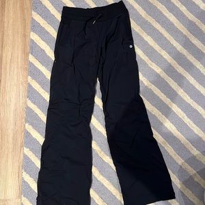 Lululemon women’s parachute pant